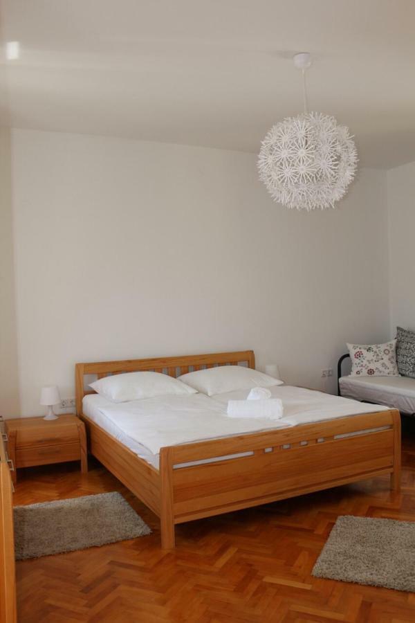 Central House Nona تْسْغيكفانِتْسا المظهر الخارجي الصورة